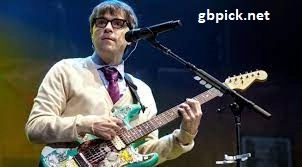 Rivers Cuomo Net Worth, Bio, Religion, Sister, Education, Real Name, Siblings-gbpick.net